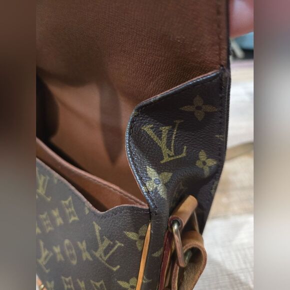 Authentic Vintage Louis Vuitton Cartouchiere MM - Picture 10 of 10